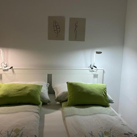 Best Rated Central Apartment Vienna - Ac, Wifi, 24H7Days Self Check-In, Board Games, Netflix Εξωτερικό φωτογραφία