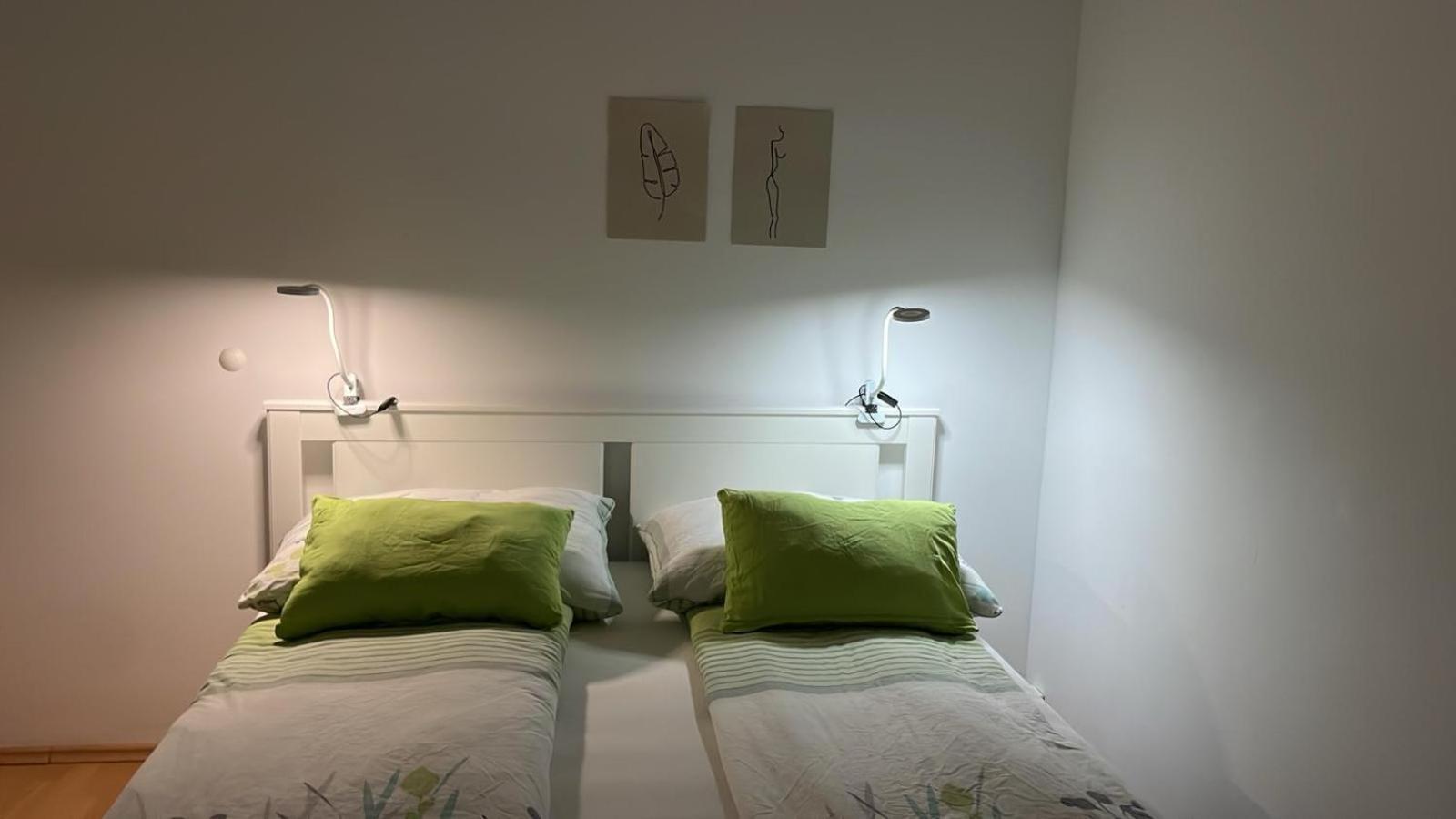 Best Rated Central Apartment Vienna - Ac, Wifi, 24H7Days Self Check-In, Board Games, Netflix Εξωτερικό φωτογραφία